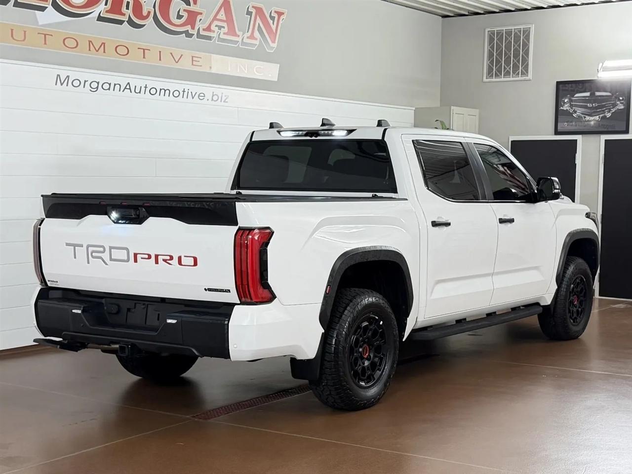 Toyota Tundra TRD PRO CrewMax 4WD Hybrid 2026