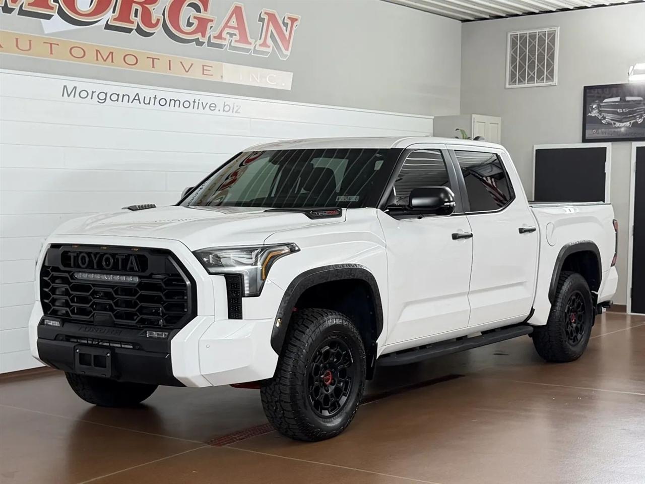 Toyota Tundra TRD PRO CrewMax 4WD Hybrid 2026