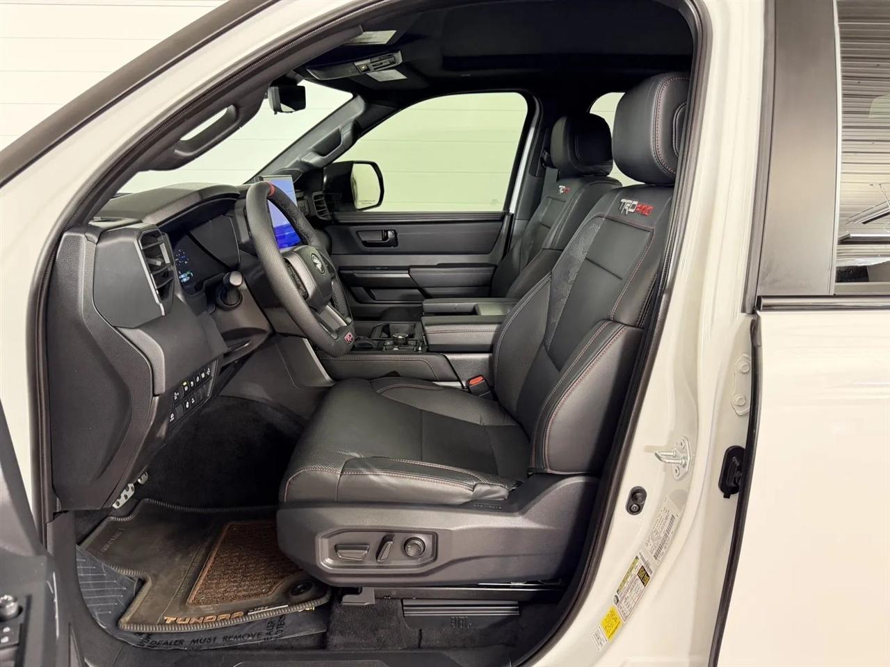 Toyota Tundra TRD PRO CrewMax 4WD Hybrid 2026