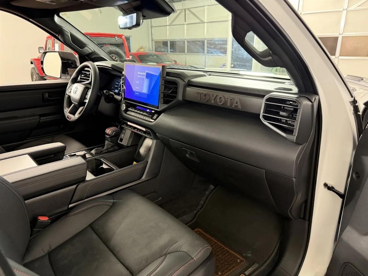 Toyota Tundra TRD PRO CrewMax 4WD Hybrid 2026