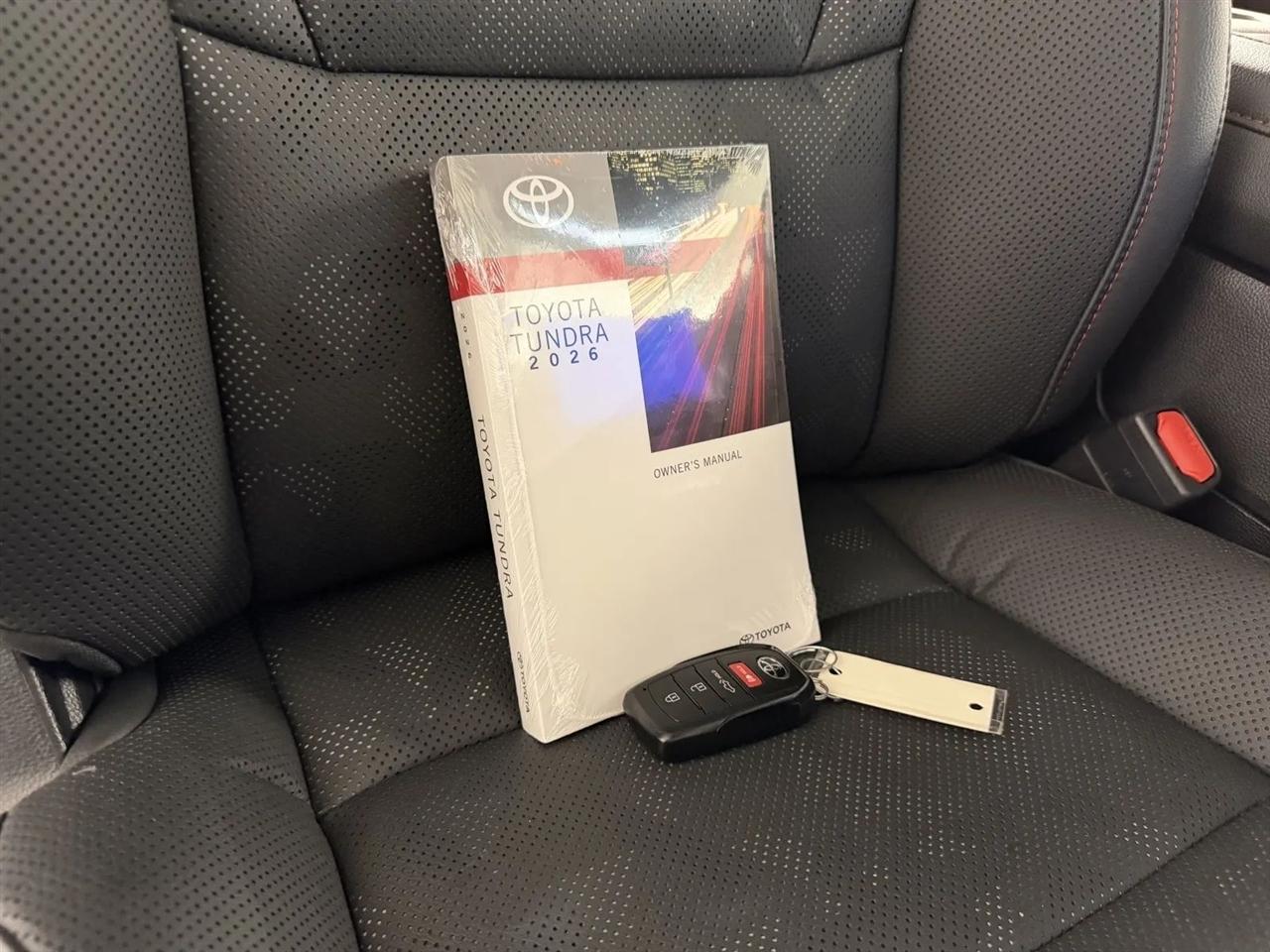 Toyota Tundra TRD PRO CrewMax 4WD Hybrid 2026