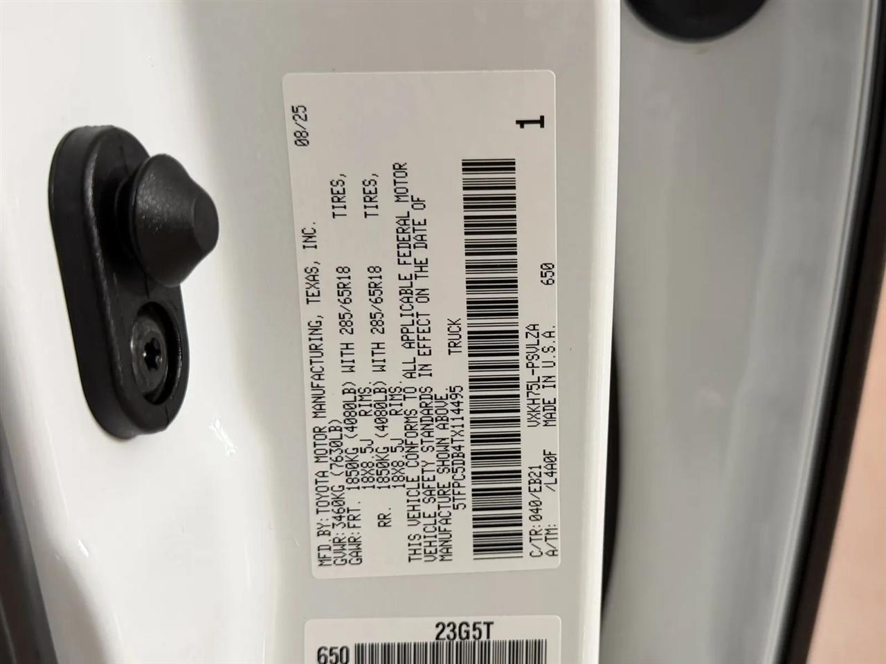 Toyota Tundra TRD PRO CrewMax 4WD Hybrid 2026