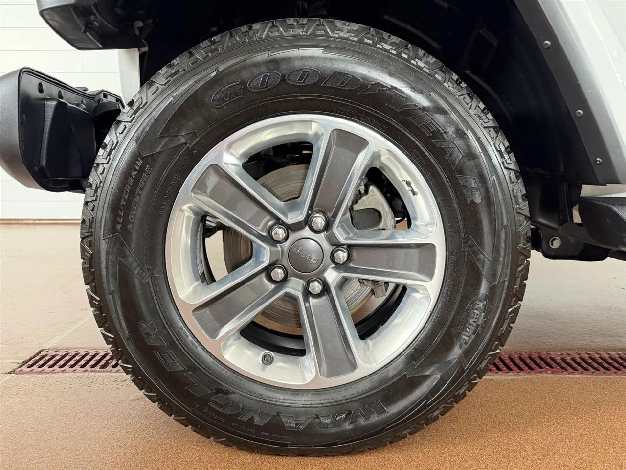 Jeep Wrangler Unlimited Sahara 2022