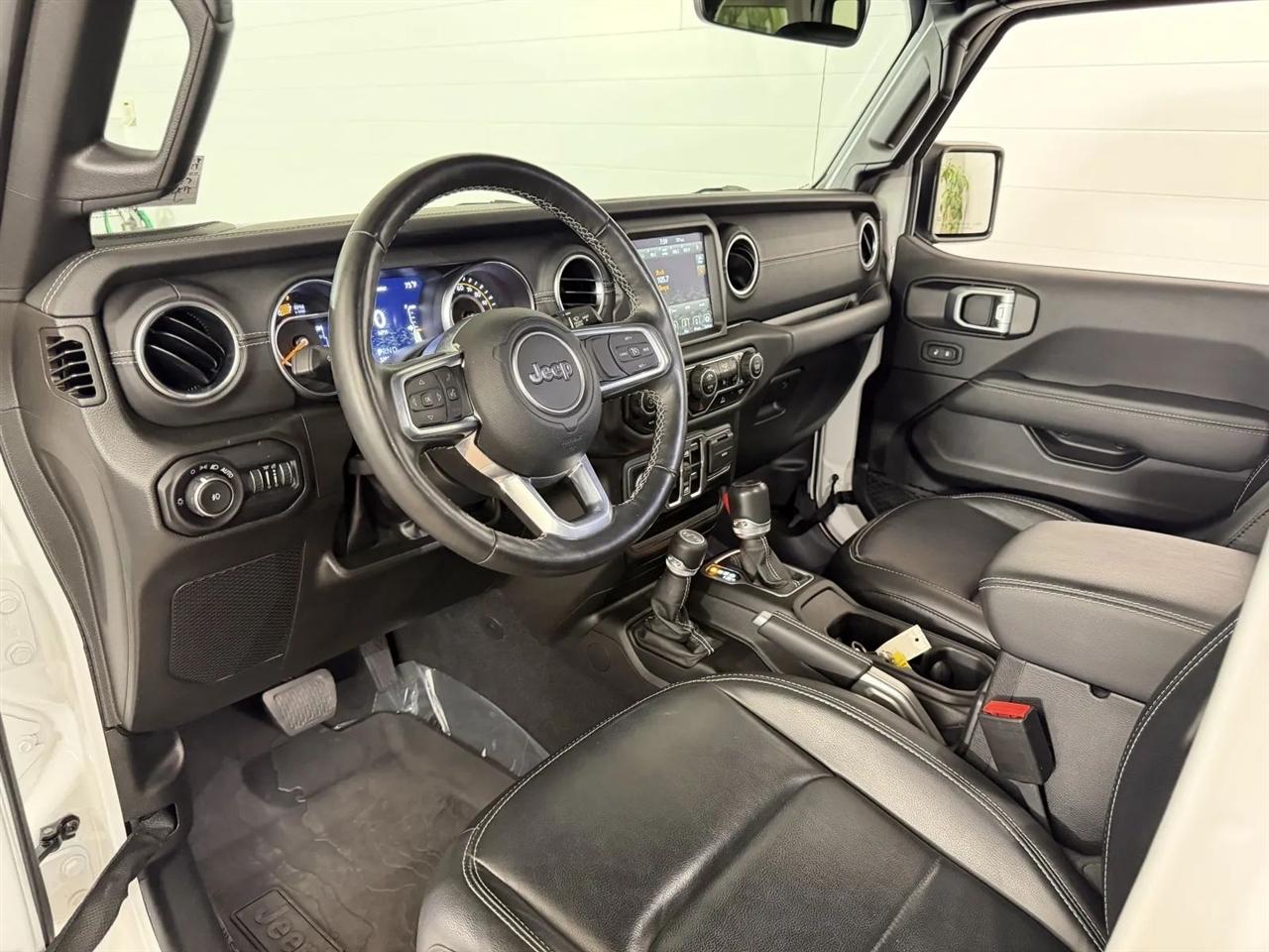 Jeep Wrangler Unlimited Sahara 2022