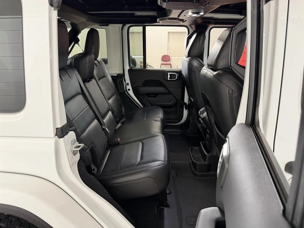 Jeep Wrangler Unlimited Sahara 2022