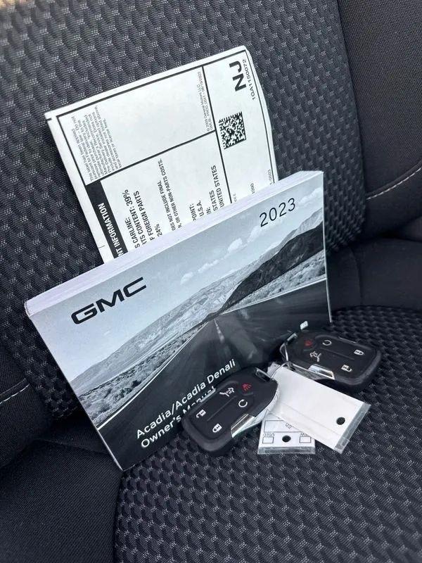 GMC Acadia SLE AWD 2023