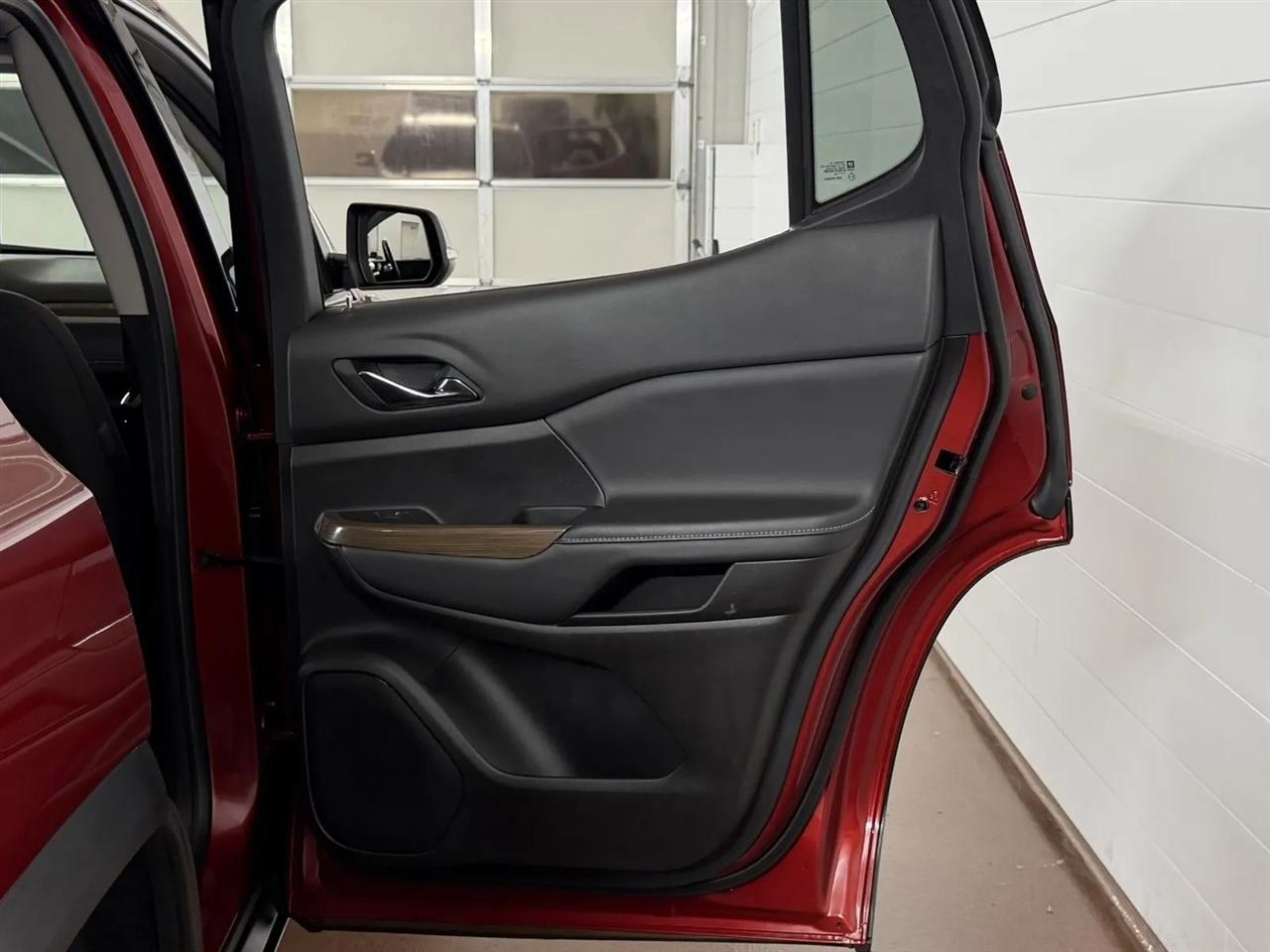 GMC Acadia SLE AWD 2023