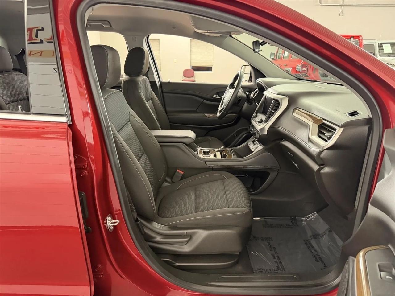 GMC Acadia SLE AWD 2023