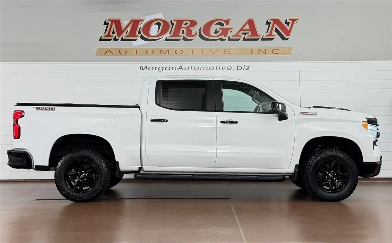 Chevrolet Silverado 1500 Trail Boss LT Crew Cab 4WD 2023
