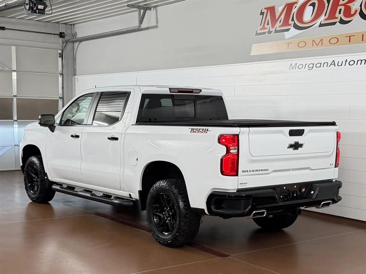 Chevrolet Silverado 1500 Trail Boss LT Crew Cab 4WD 2023