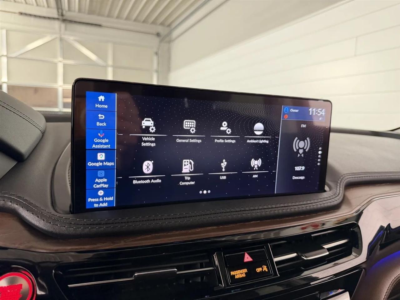 Acura MDX SH-AWD w/Advance Package 2025