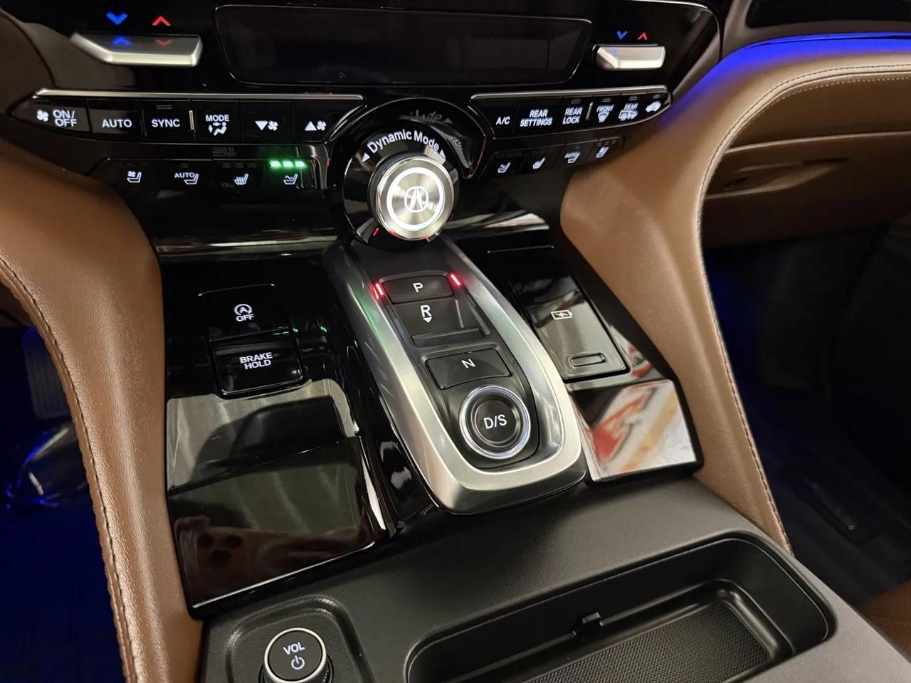 Acura MDX SH-AWD w/Advance Package 2025