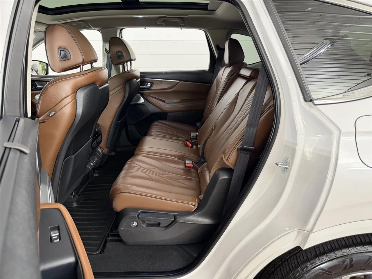 Acura MDX SH-AWD w/Advance Package 2025