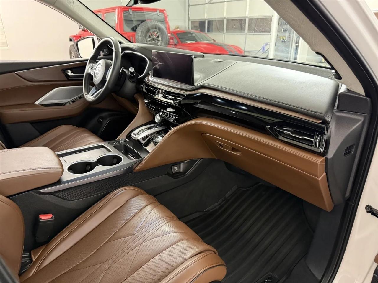 Acura MDX SH-AWD w/Advance Package 2025
