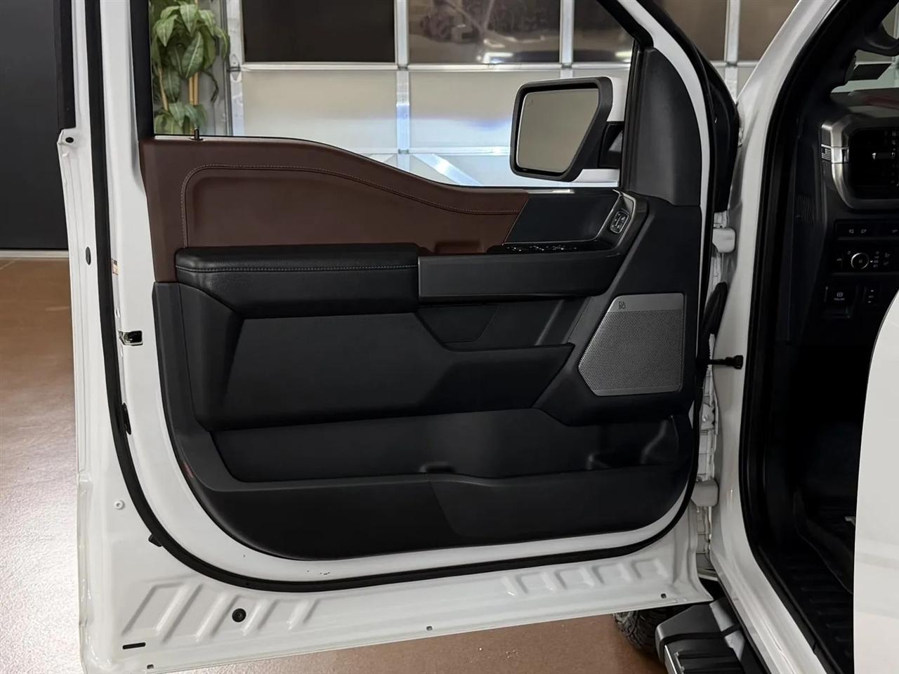 Ford F-150 Lariat SuperCrew 5.5-ft. Bed 4WD 2023