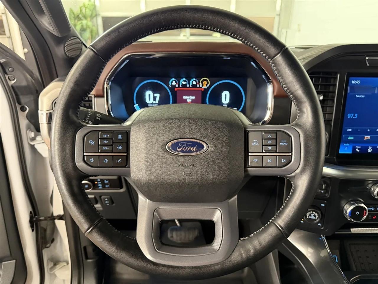 Ford F-150 Lariat SuperCrew 5.5-ft. Bed 4WD 2023