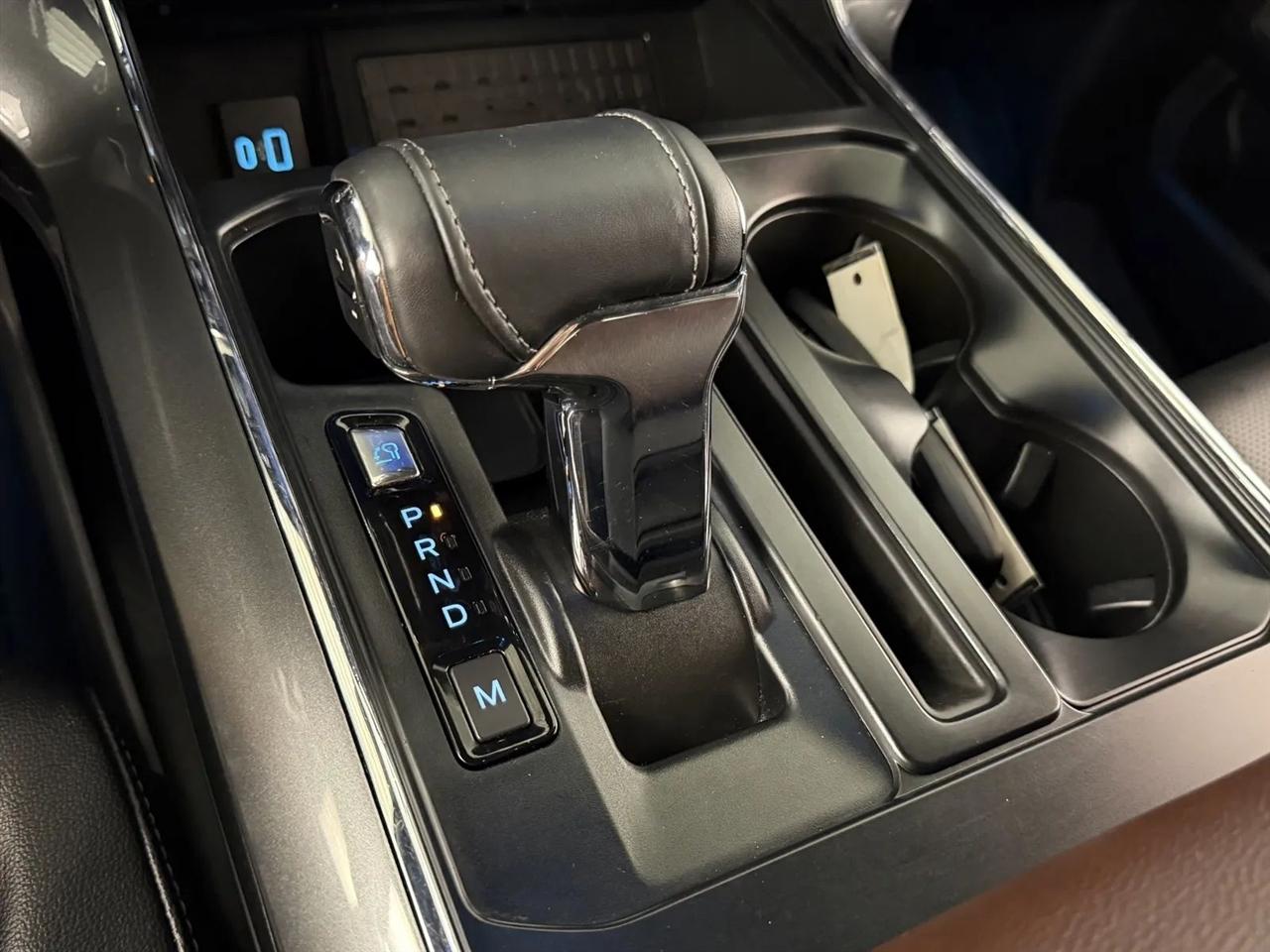Ford F-150 Lariat SuperCrew 5.5-ft. Bed 4WD 2023