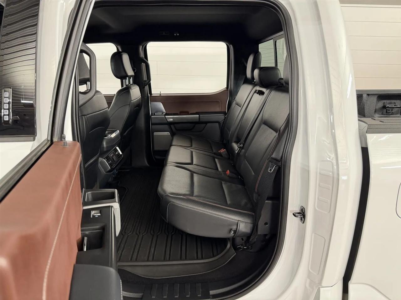 Ford F-150 Lariat SuperCrew 5.5-ft. Bed 4WD 2023