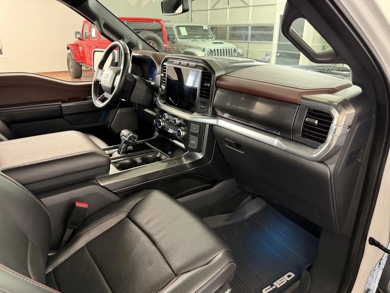 Ford F-150 Lariat SuperCrew 5.5-ft. Bed 4WD 2023
