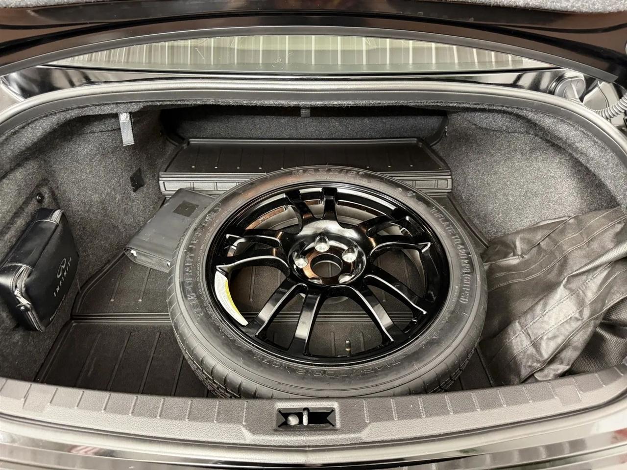 Infiniti Q60 3.0t PURE 2021