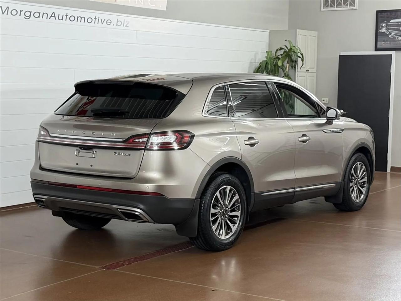 Lincoln Nautilus Base AWD 2020