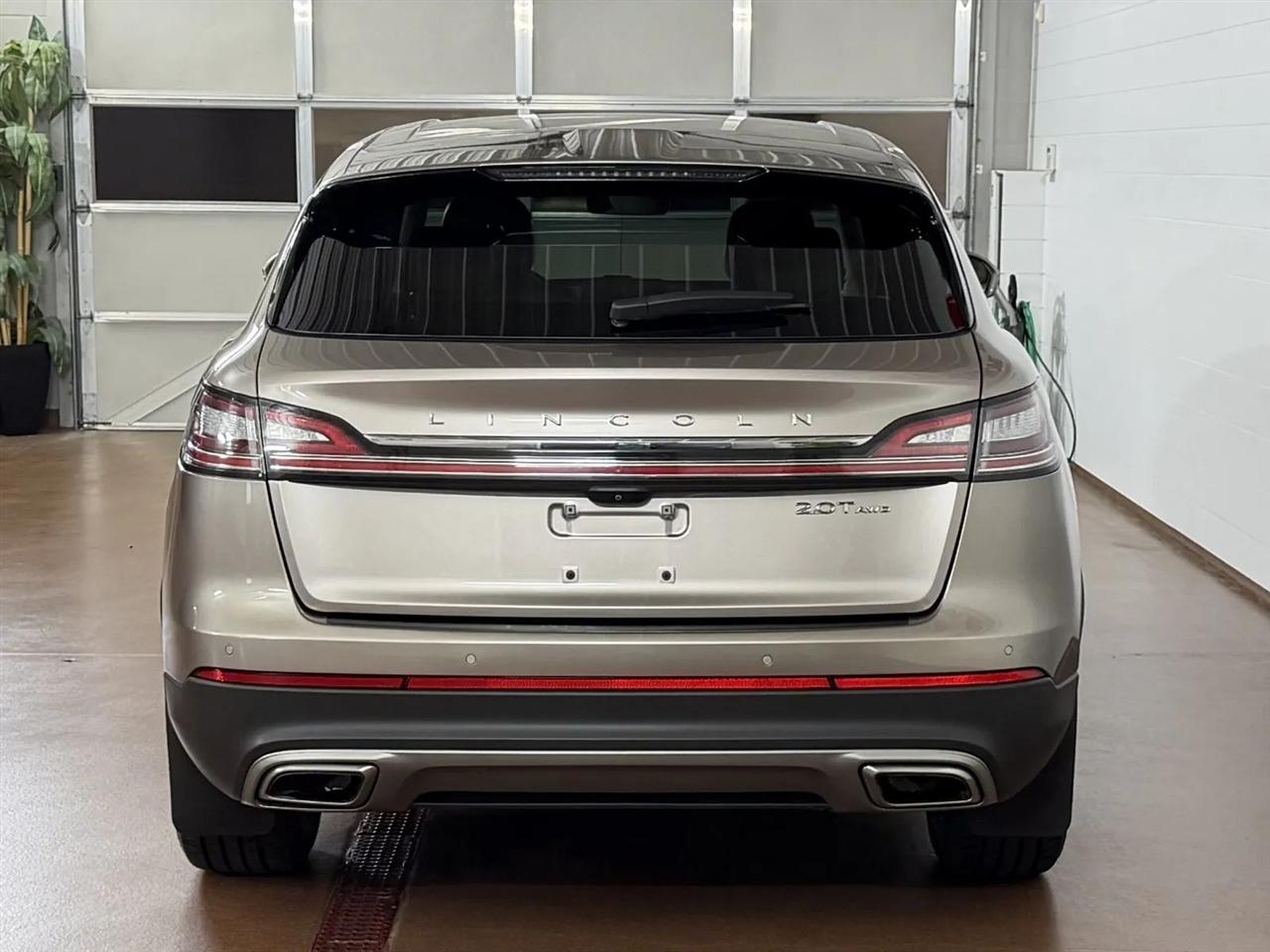 Lincoln Nautilus Base AWD 2020