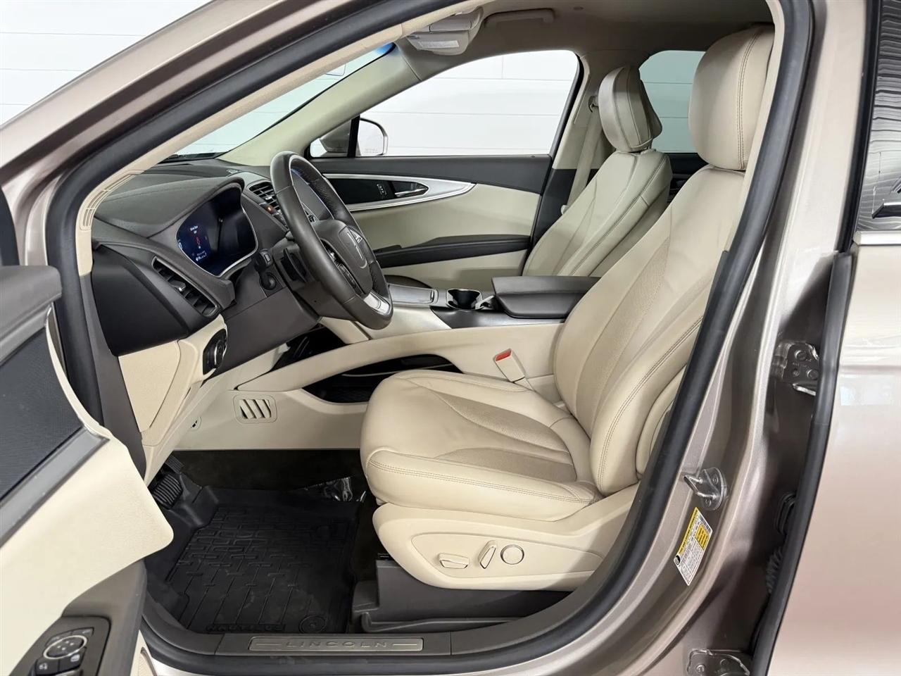 Lincoln Nautilus Base AWD 2020