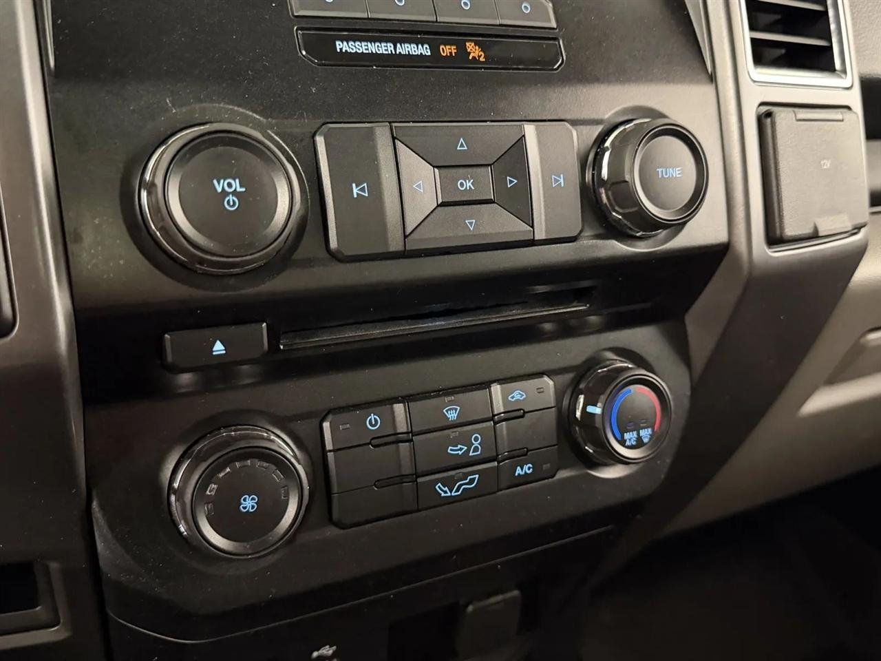 Ford F-150 XLT SuperCab 8-ft. Bed 4WD 2016