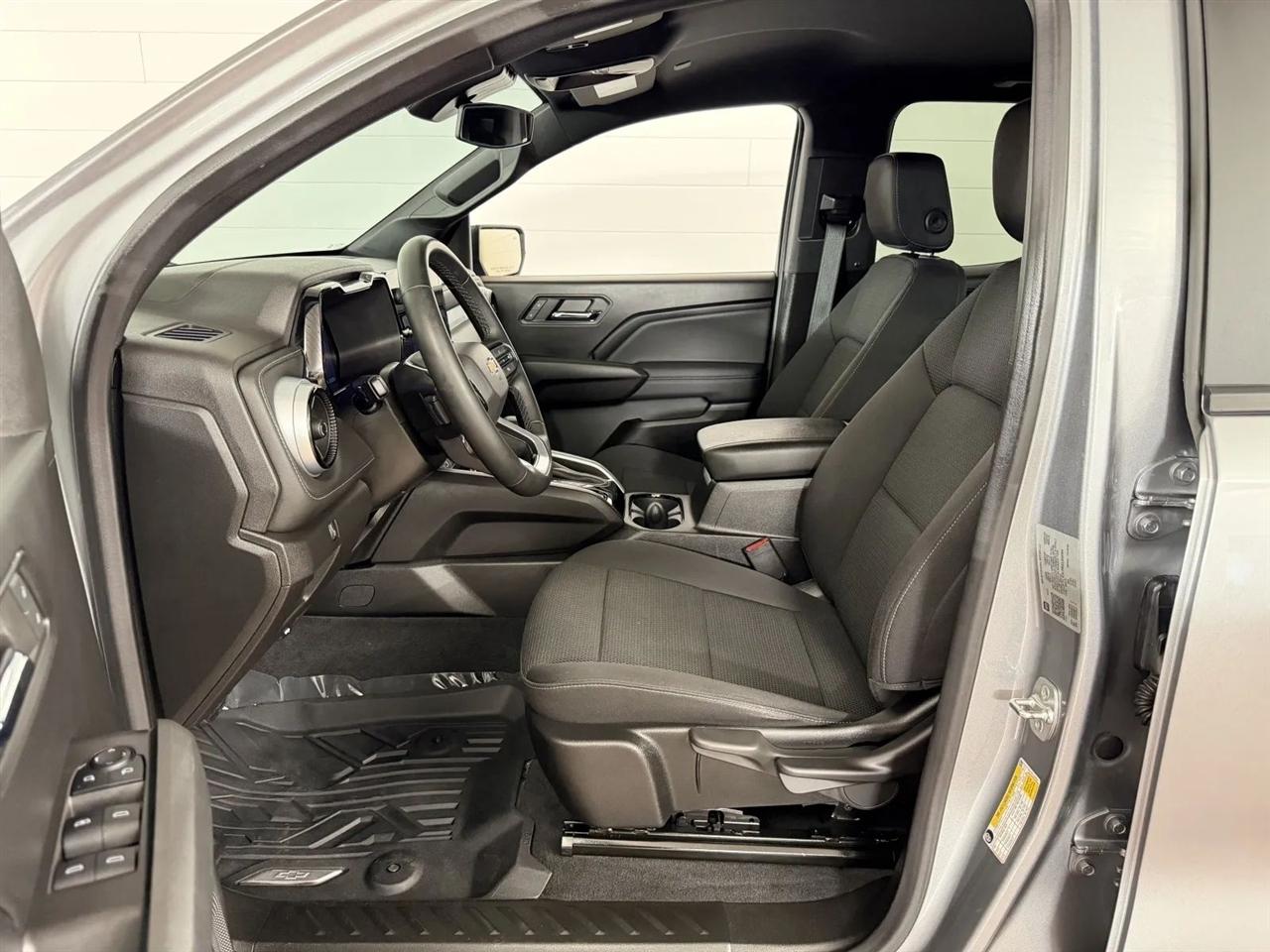 Chevrolet Colorado LT Crew Cab 4WD 2024