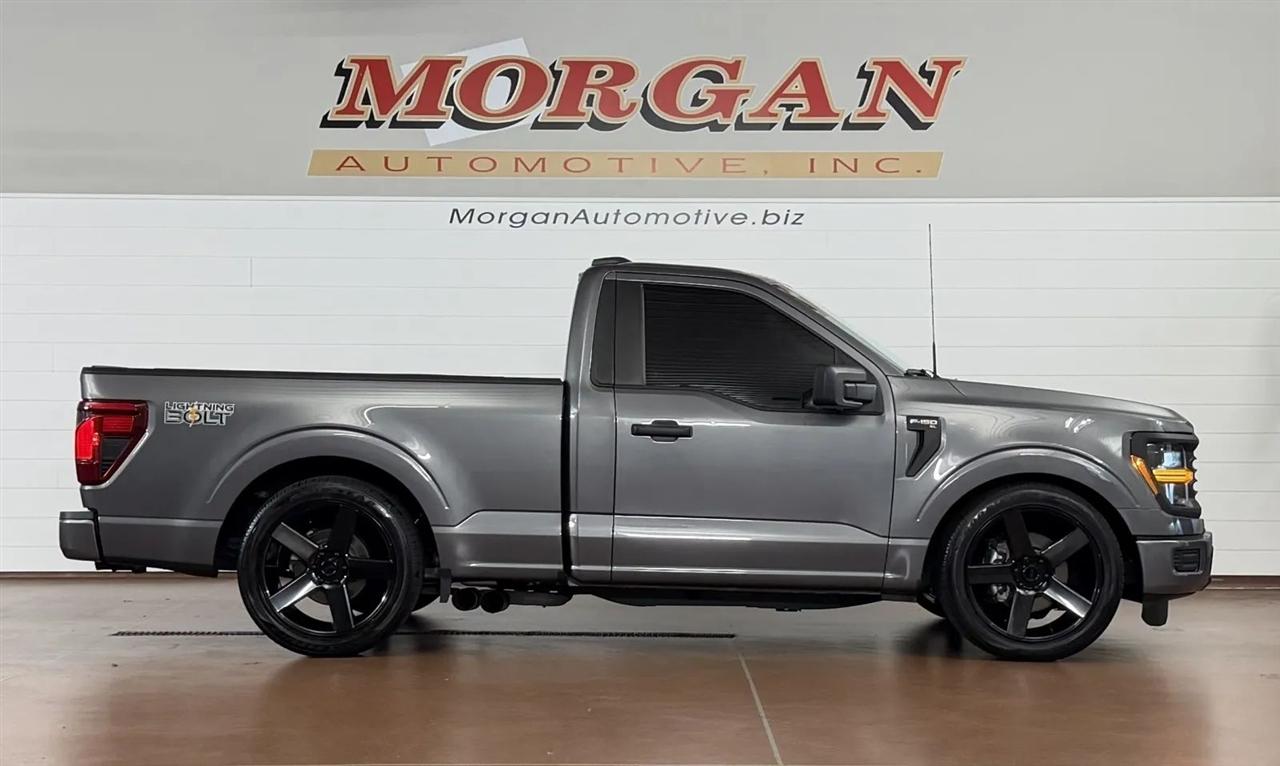 Ford F-150 XL 2WD 2024