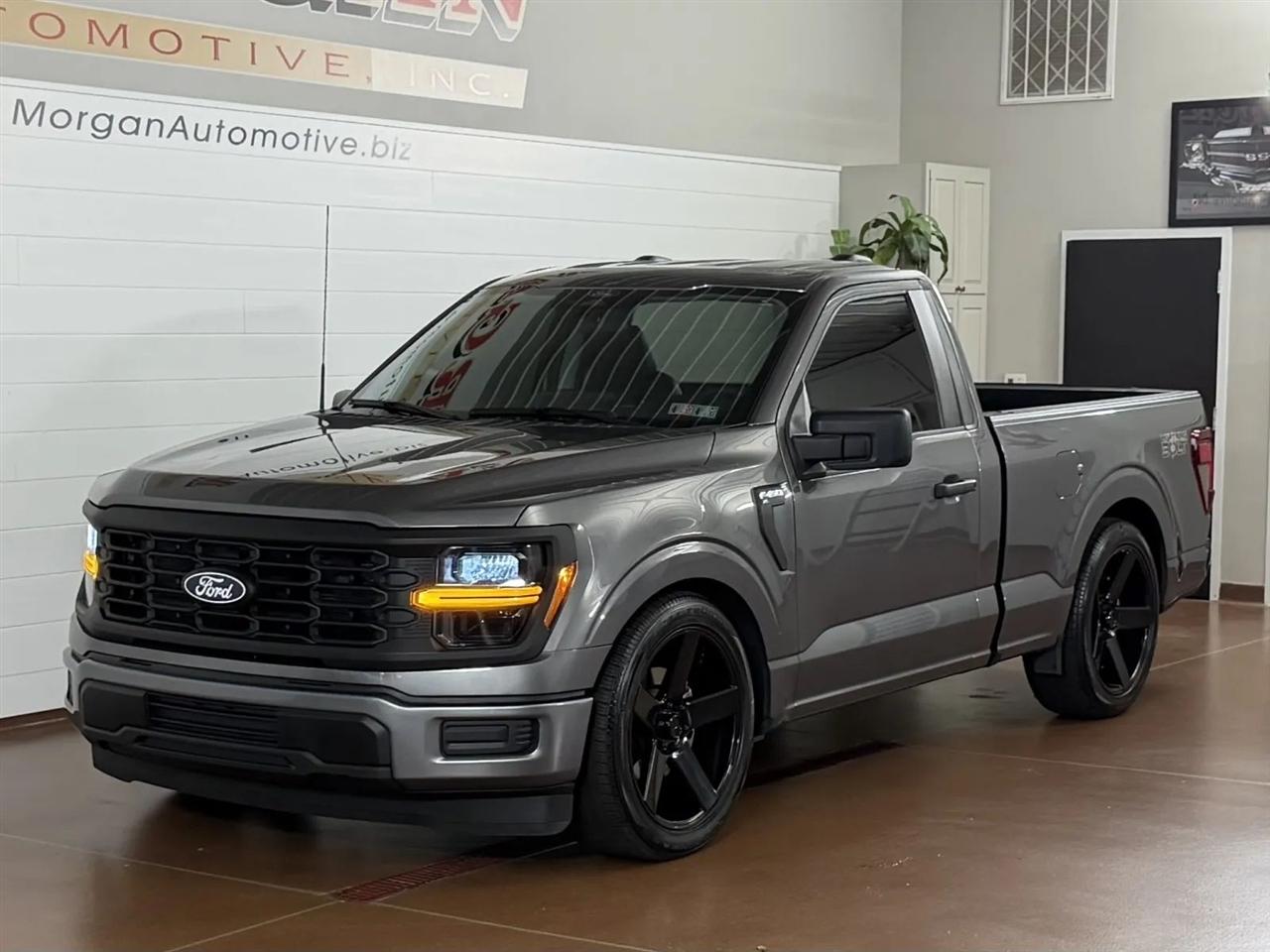 Ford F-150 XL 2WD 2024
