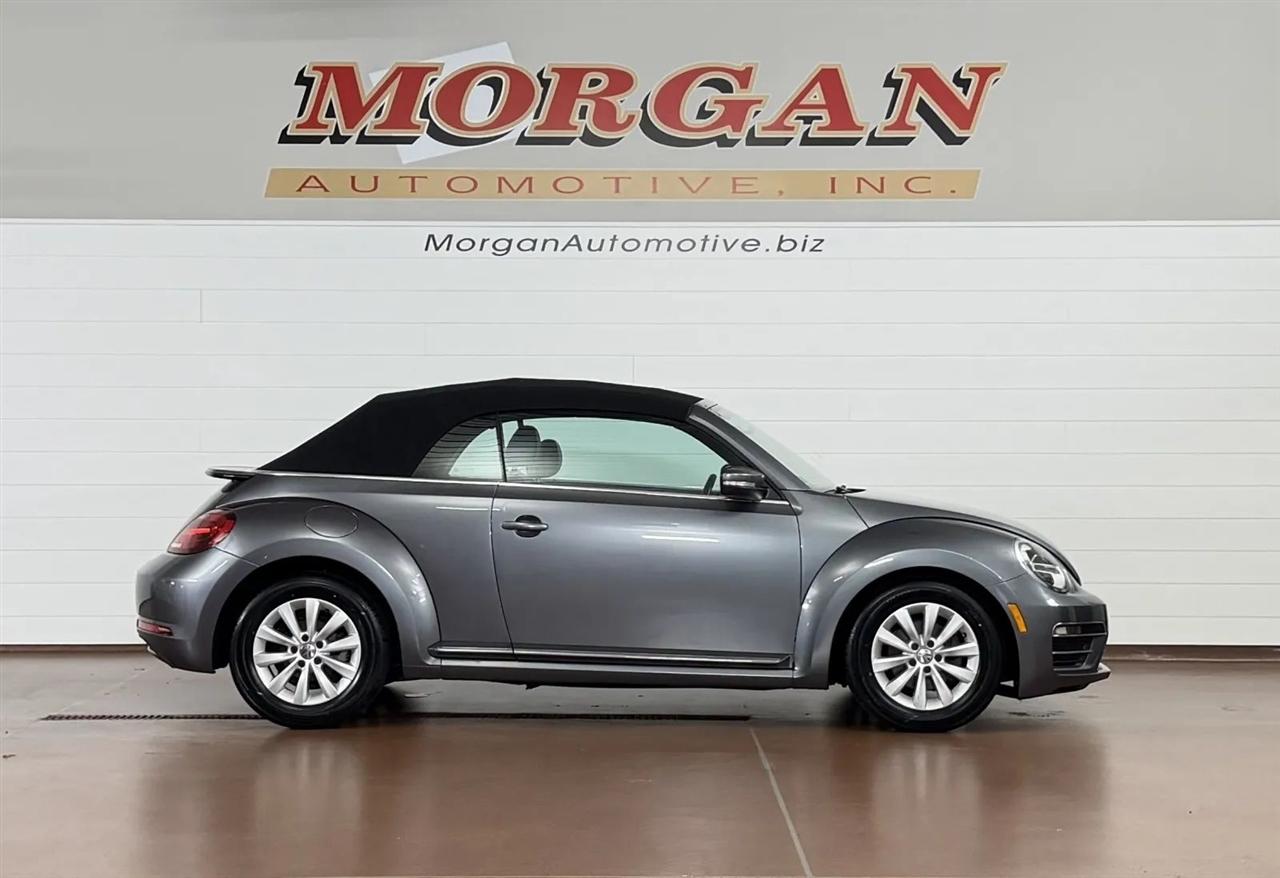 Volkswagen Beetle 2.0T SE Convertible 2018