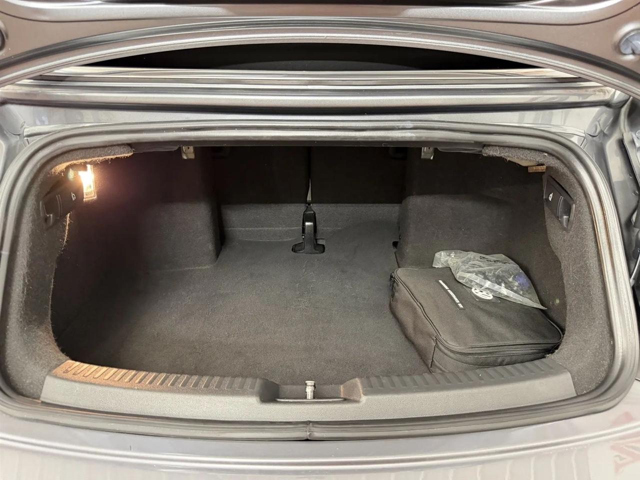 Volkswagen Beetle 2.0T SE Convertible 2018