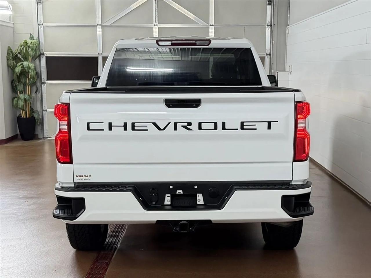Chevrolet Silverado 1500 Custom Double Cab 4WD 2021