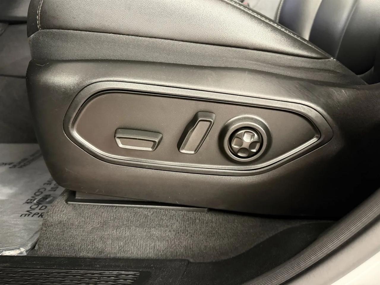 Jeep Grand Cherokee L Limited 4WD 2023