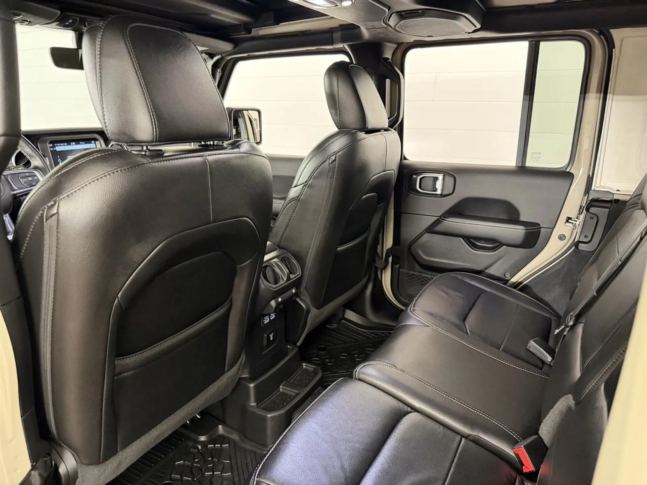 Jeep Wrangler Unlimited Sahara 2022