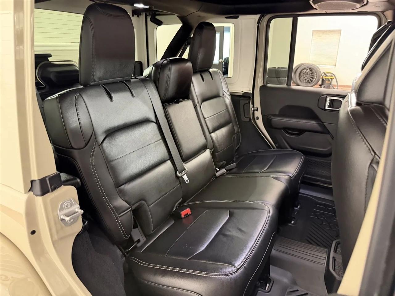 Jeep Wrangler Unlimited Sahara 2022