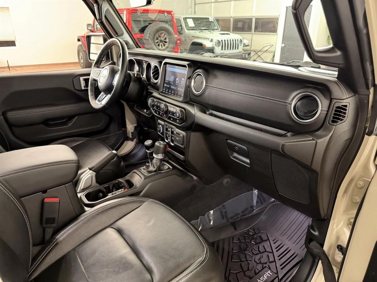 Jeep Wrangler Unlimited Sahara 2022
