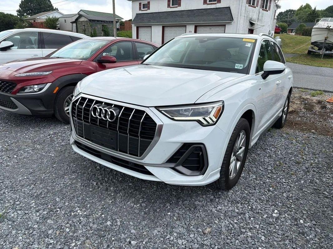 2024 Audi Q3 S line Premium quattro
