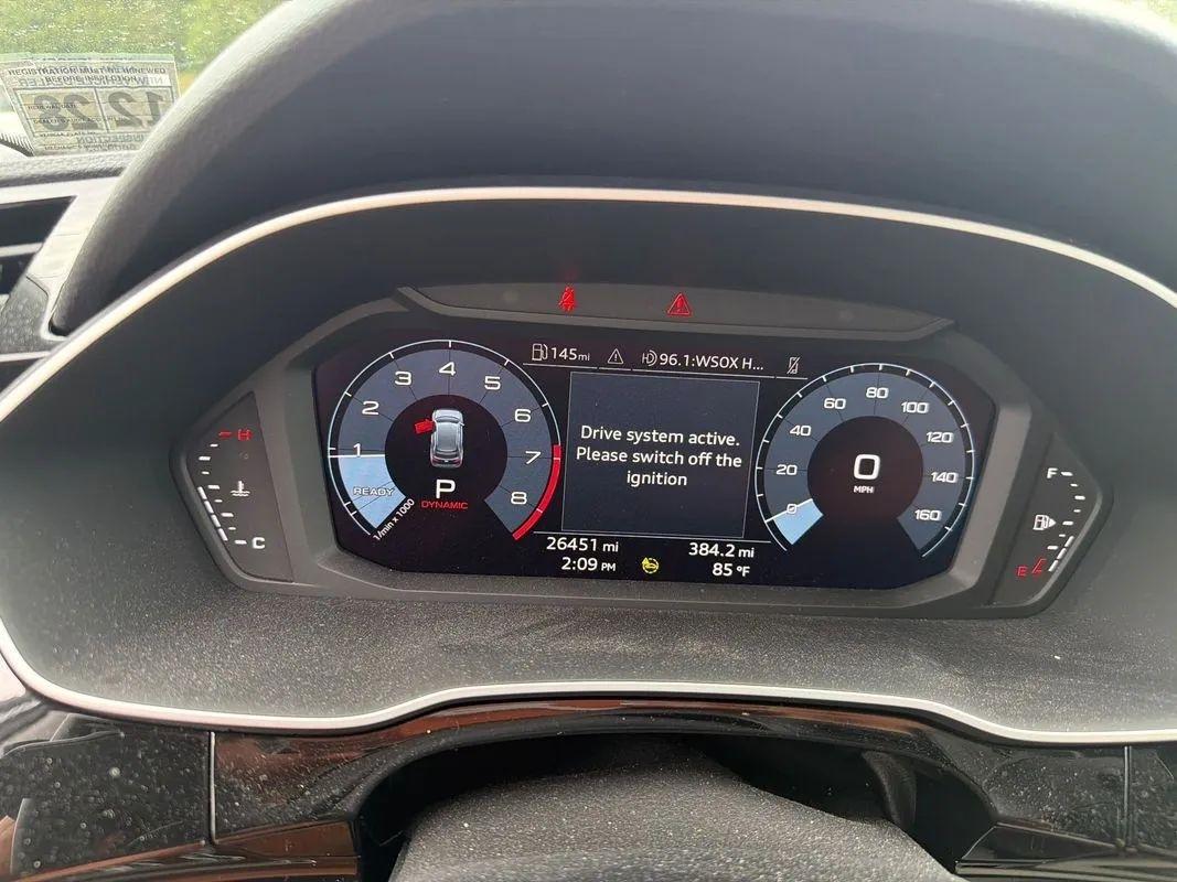 Audi Q3 S line Premium quattro 2024