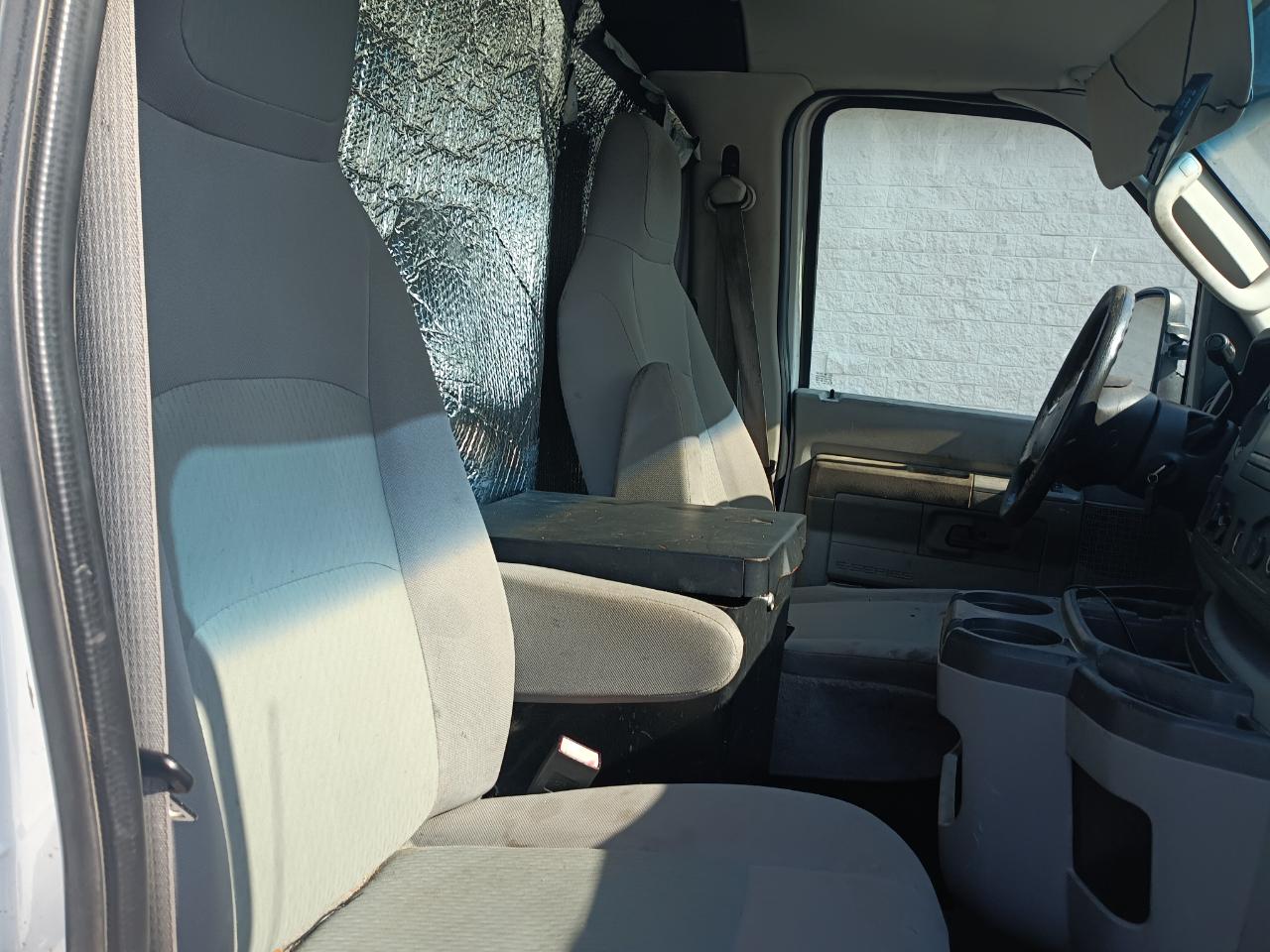 Ford Econoline E-150 2013