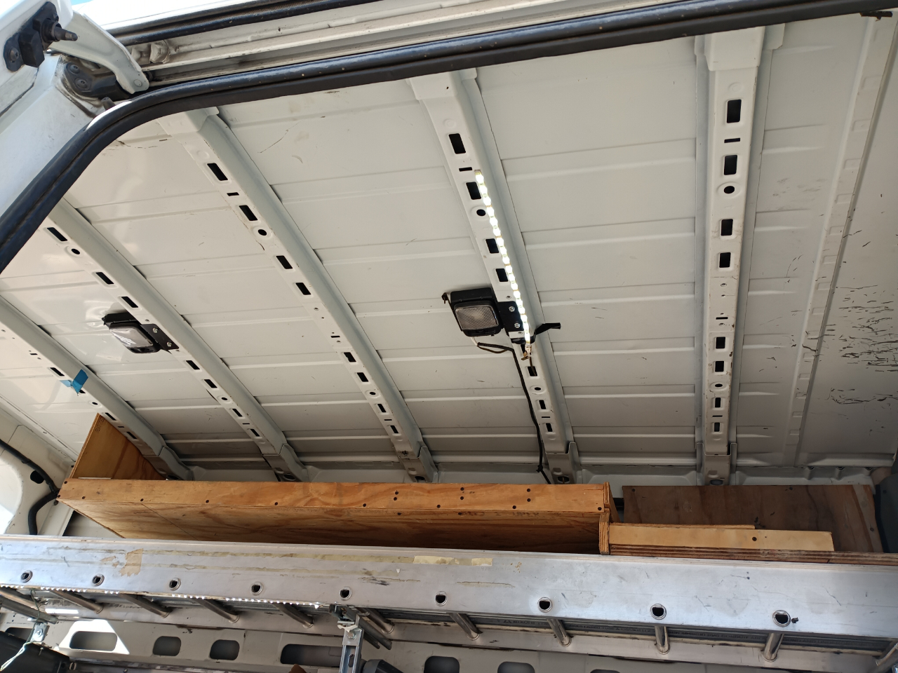 Nissan NV Cargo NV3500 HD High Roof V8 SL 2018