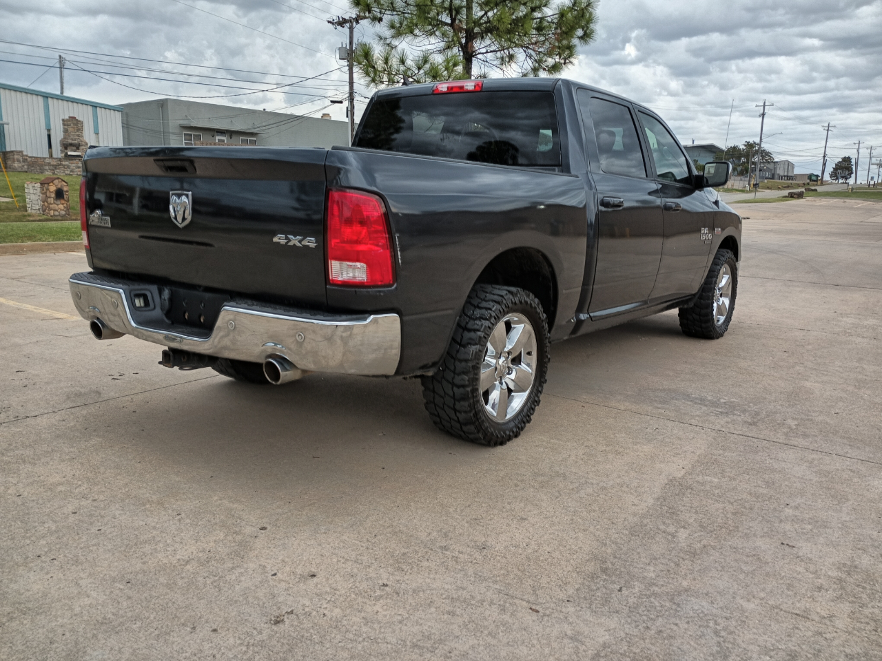 RAM 1500 Classic SLT LWB 4WD 2019 RAM 1500 Classic SLT LWB 4WD 2019