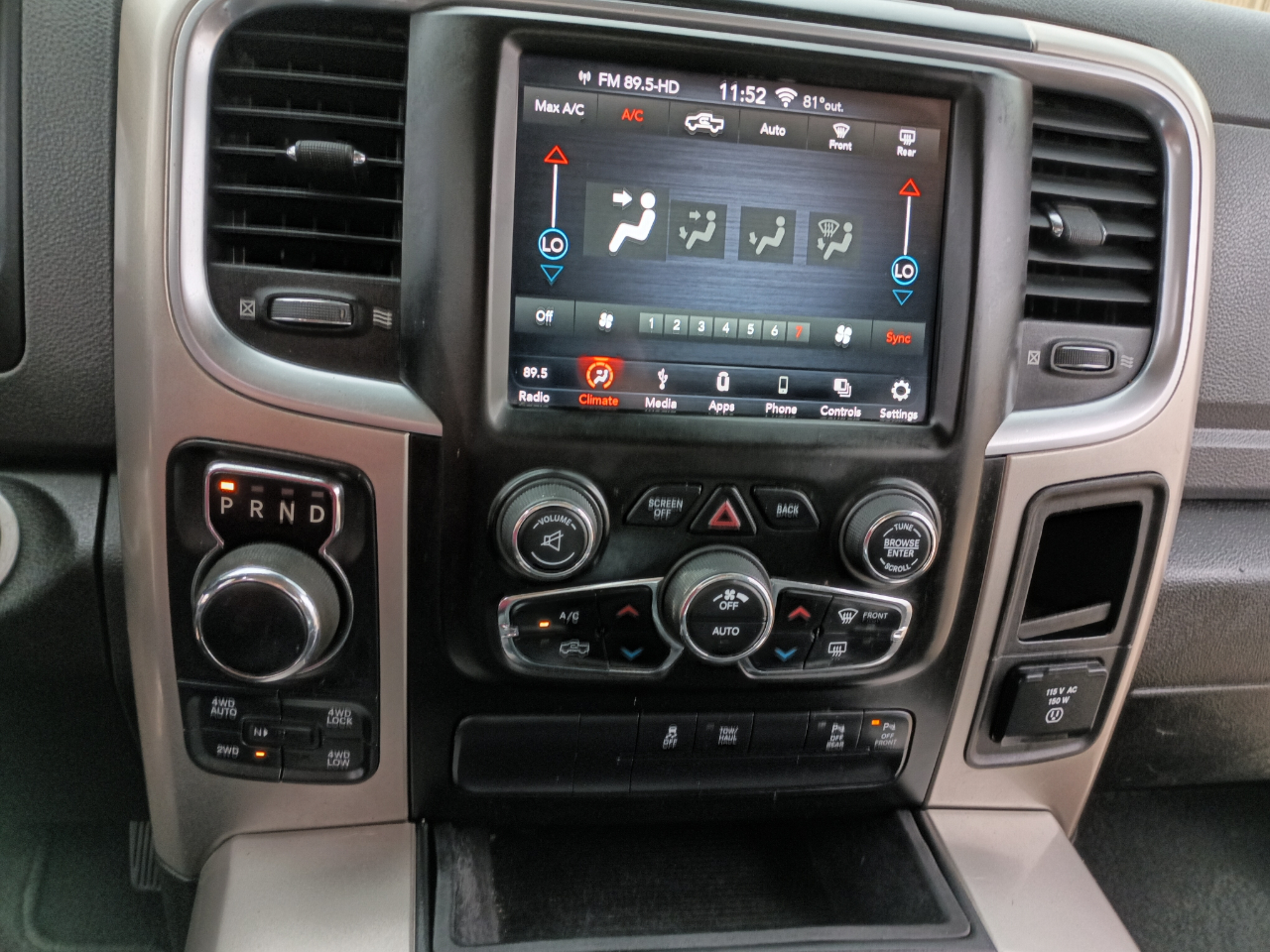 RAM 1500 Classic SLT LWB 4WD 2019 RAM 1500 Classic SLT LWB 4WD 2019