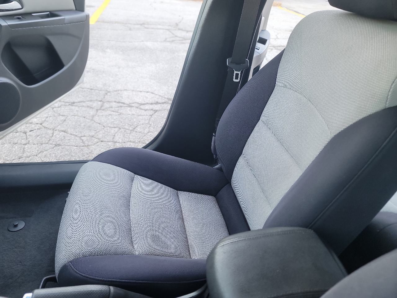 Chevrolet Cruze LS Auto 2014 Chevrolet Cruze LS Auto 2014