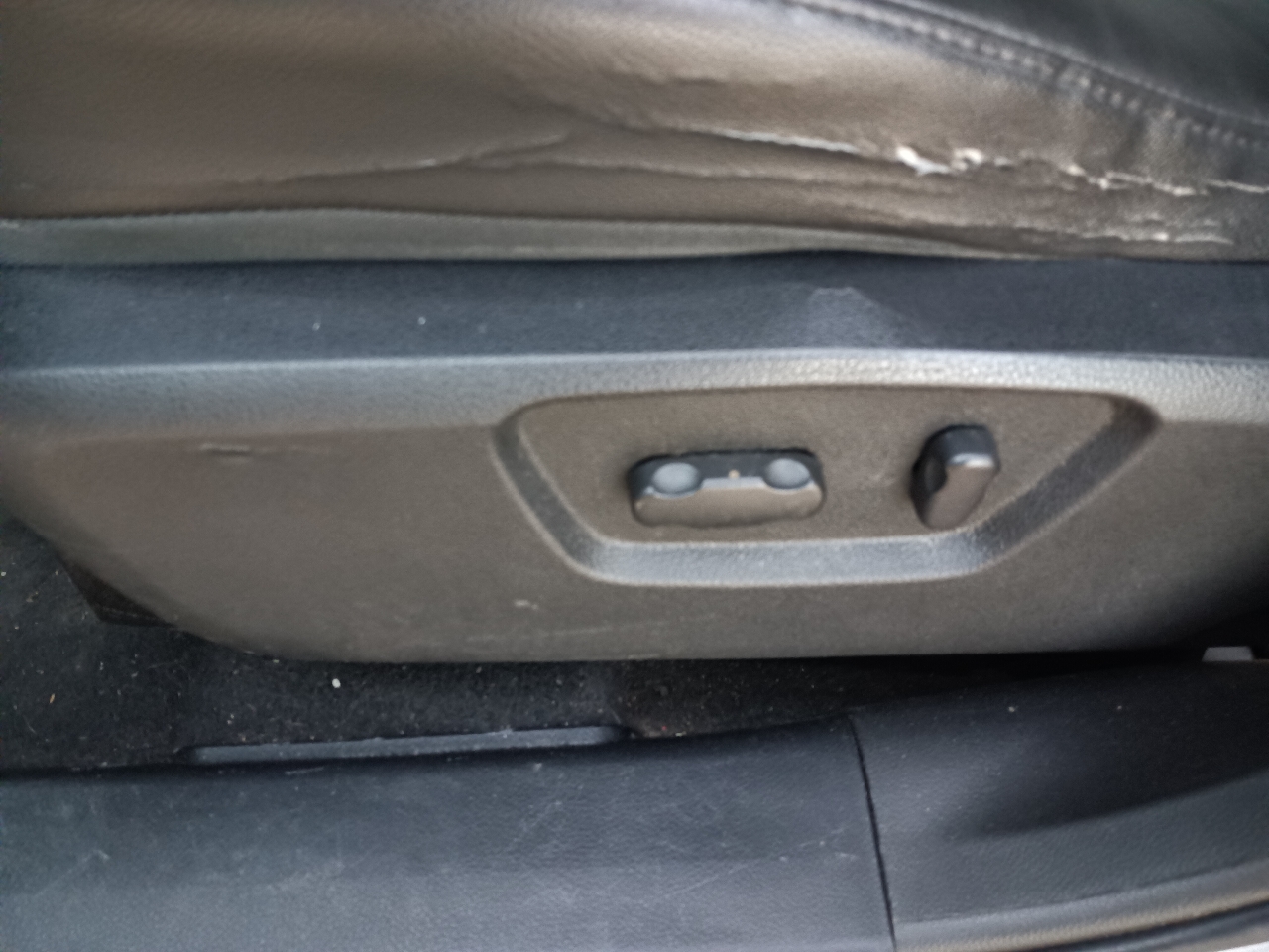 Chevrolet Captiva Sport 1LT FWD 2013