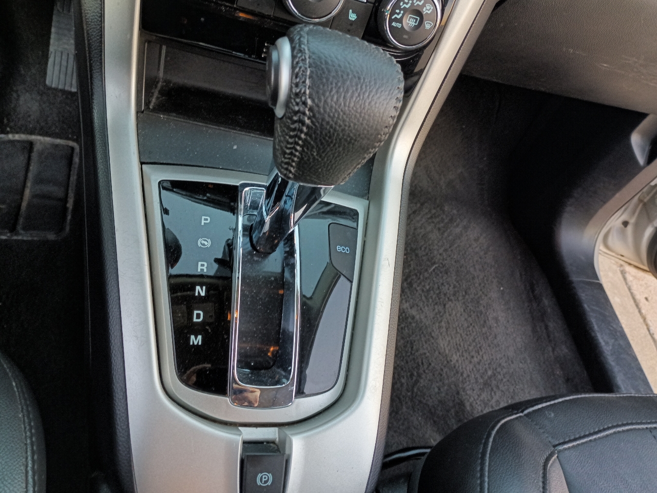 Chevrolet Captiva Sport 1LT FWD 2013