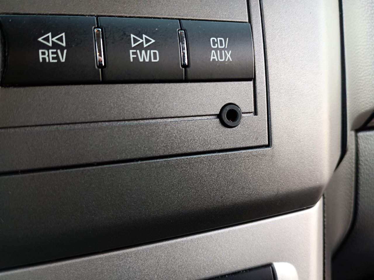 Chevrolet Captiva Sport 1LT FWD 2013