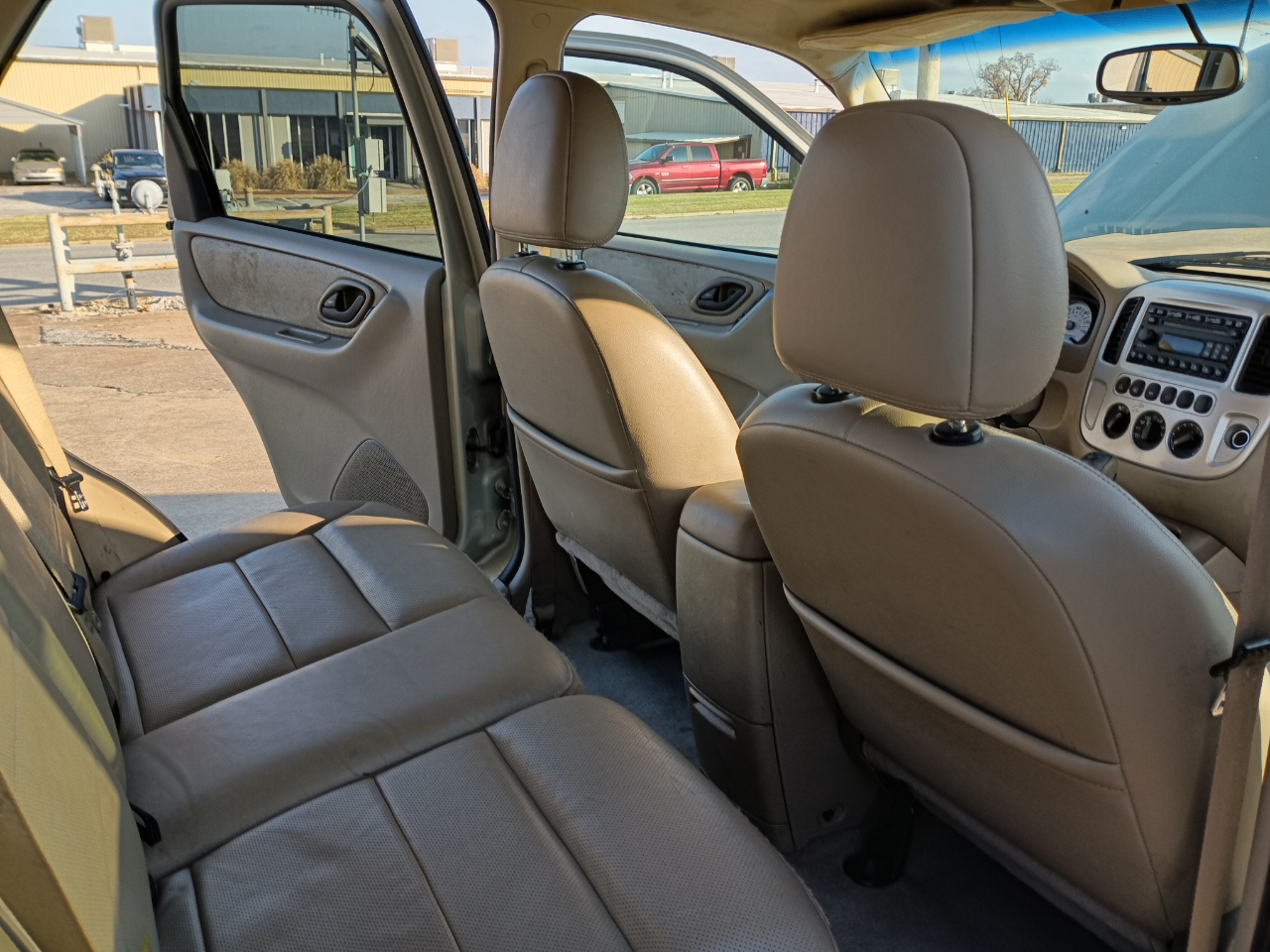 Ford Escape Limited 2WD 2005