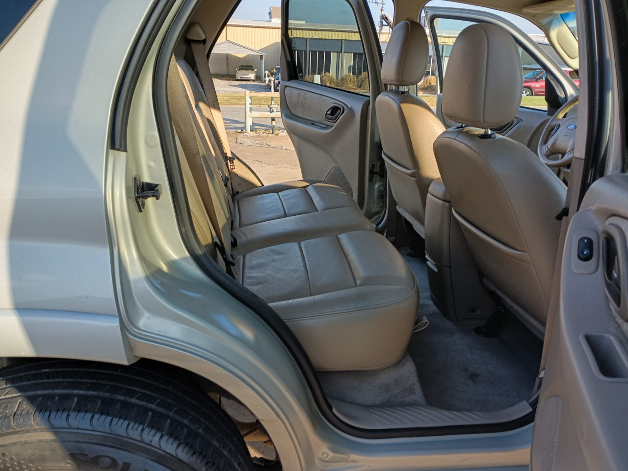 Ford Escape Limited 2WD 2005